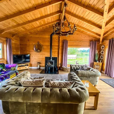Prázdninový dům Sleeps6- Hot Tub- Pet Friendly- Log Burner York