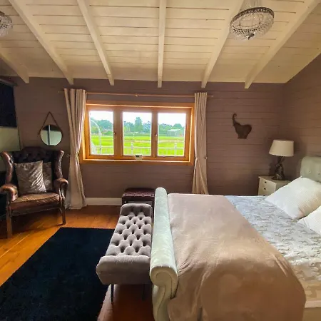 Beautiful 3-bed Luxury Private In Holiday home